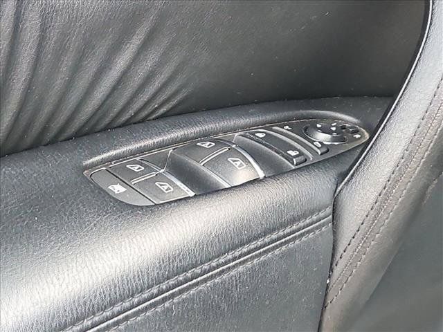 Used 2021 Nissan Armada SL w/ Captain's Chairs Package RWD image 21