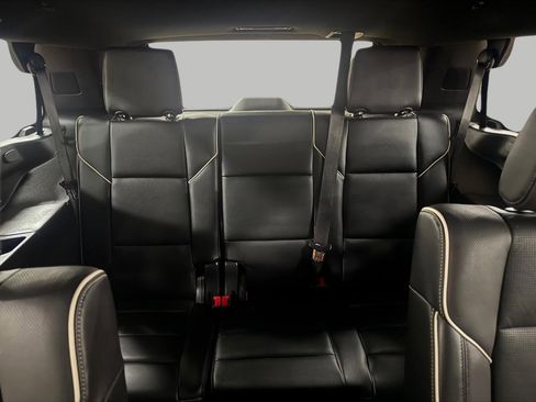 Certified 2023 Cadillac Escalade Sport AWD/4WD image 91
