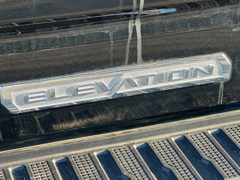Used 2024 GMC Sierra 1500 Elevation image 52