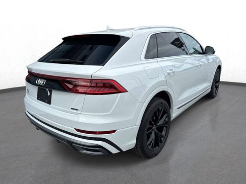 Used 2023 Audi Q8 Premium Plus AWD/4WD image 3