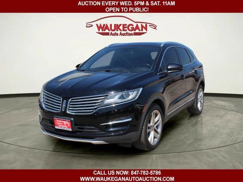 Used 2017 Lincoln MKC Reserve w/ Lincoln MKC Climate Package AWD/4WD image 1