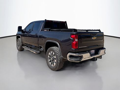 Used 2024 Chevrolet Silverado 2500 LT AWD/4WD image 5