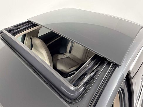 New 2025 Porsche Panamera image 22