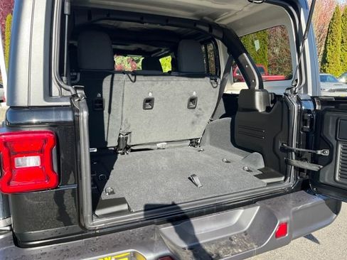 New 2025 Jeep Wrangler Unlimited Rubicon image 20