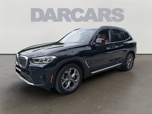 Used 2024 BMW X3 xDrive30i w/ Premium Package AWD/4WD image 3