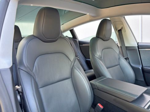 Used 2024 Tesla Model 3 RWD image 39