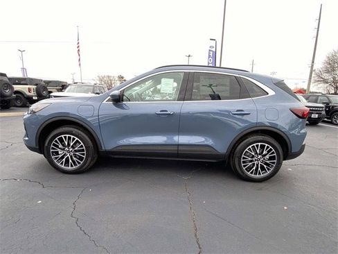 New 2026 Ford Escape SE w/ PHEV Premium Package image 26