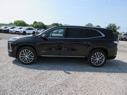 New 2026 Buick Enclave Avenir w/ Super Cruise Package FWD image 11