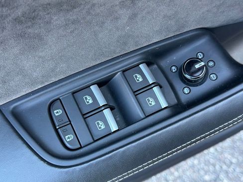 Used 2022 Audi SQ8 Prestige w/ Prestige Package image 77