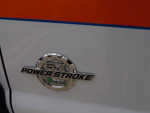 Used 2012 Ford F450 XLT w/ Ambulance Preparation Pkg RWD image 21