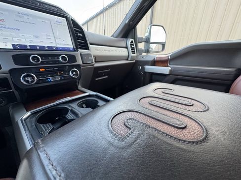 Used 2022 Ford F350 King Ranch w/ Chrome Package AWD/4WD image 36