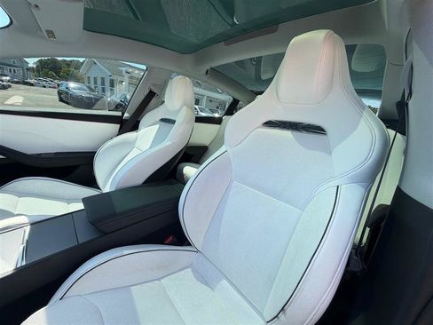 Used 2024 Tesla Model 3 Performance AWD/4WD image 10