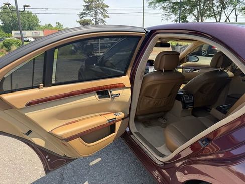 Used 2007 Mercedes-Benz S 600 image 9