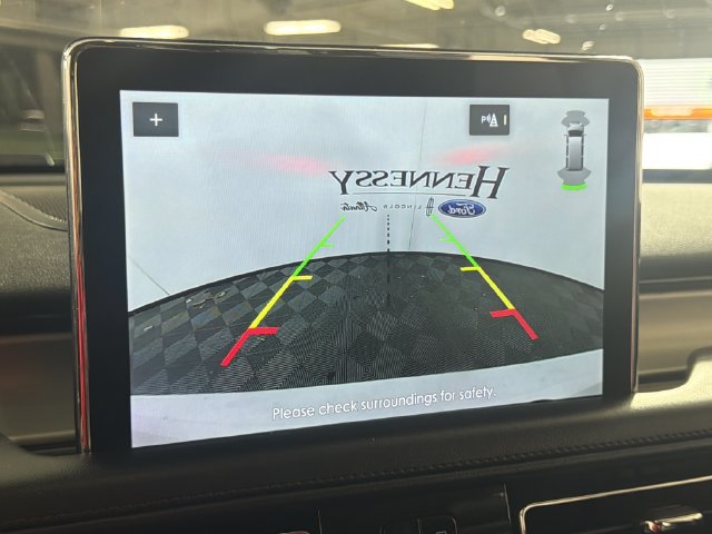 Used 2023 Lincoln Aviator AWD w/ Premium Package image 3