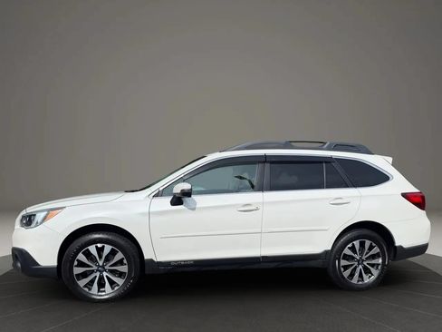 Used 2015 Subaru Outback 3.6R Limited AWD/4WD image 11