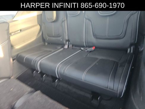Used 2025 INFINITI QX80 Sensory image 9