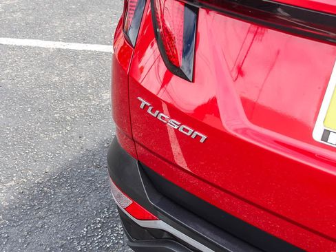 Certified 2023 Hyundai Tucson SE AWD/4WD image 9
