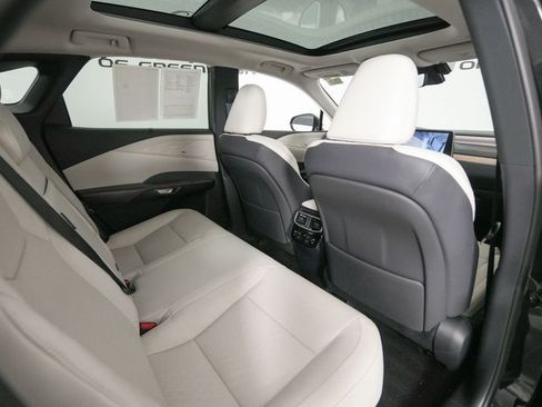 Certified 2025 Lexus RX 450h AWD w/ Convenience Package image 18