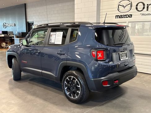 Used 2023 Jeep Renegade Trailhawk w/ Trailhawk Elite Group AWD/4WD image 25