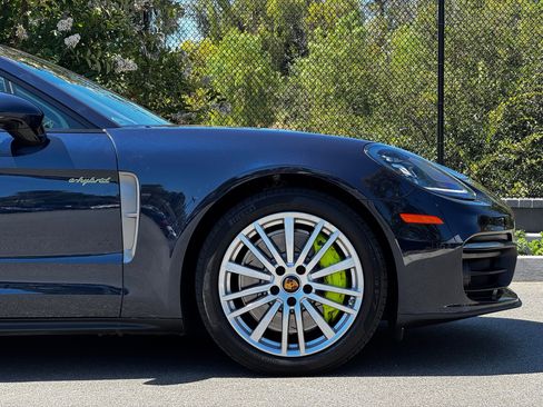 Certified 2023 Porsche Panamera AWD/4WD image 12