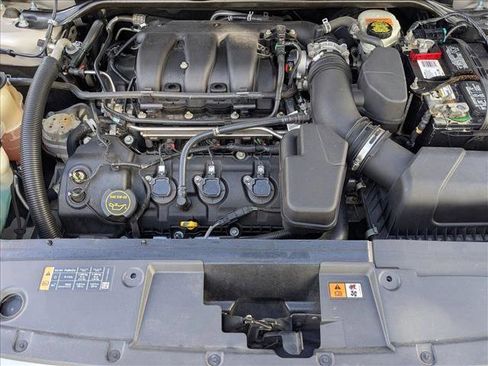 Used 2018 Ford Flex SEL image 24