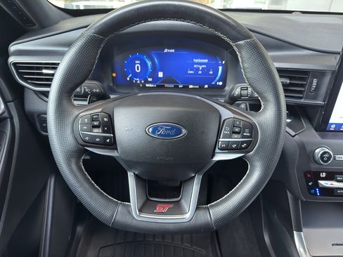 Used 2020 Ford Explorer ST w/ ST Street Pack image 24