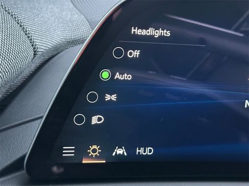 New 2026 Cadillac Optiq Sport 2 image 32