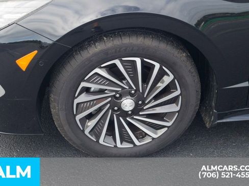 Used 2023 Hyundai Sonata Limited image 12
