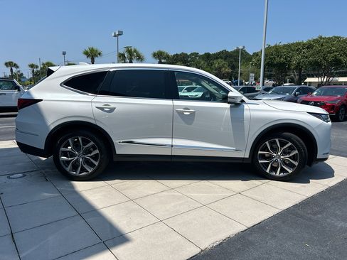 Certified 2024 Acura MDX FWD w/ Technology Package image 8
