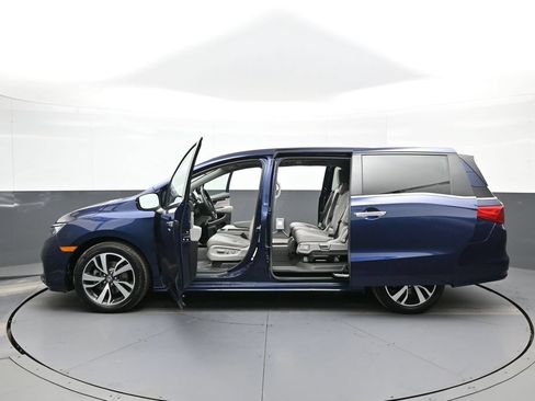 Certified 2023 Honda Odyssey Touring image 46