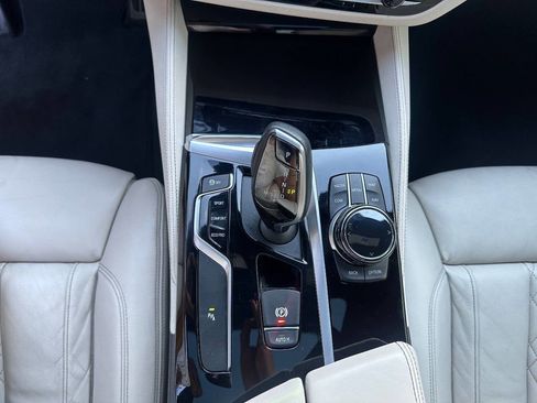 Used 2017 BMW 540i image 29