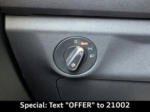 Used 2022 Volkswagen Jetta GLI Autobahn image 25