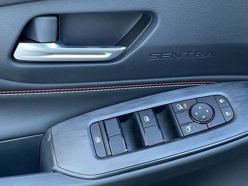 New 2026 Nissan Sentra SR image 12