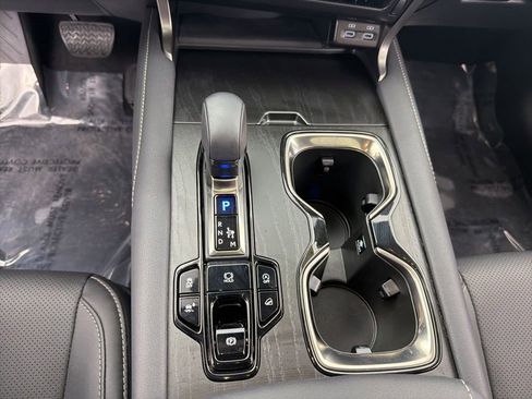 Used 2024 Lexus RX 350 Premium w/ Kick Sensor & Tow Package AWD/4WD image 16