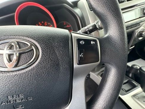Used 2010 Toyota 4Runner SR5 AWD/4WD image 24