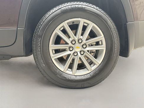 Used 2023 Chevrolet Traverse LT w/ LPO, Floor Liner Package AWD/4WD image 35