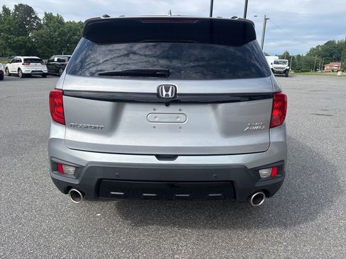 Used 2023 Honda Passport Elite image 7