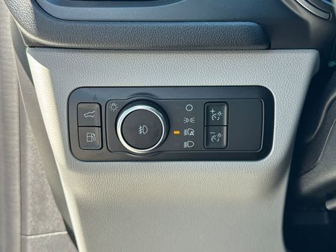New 2024 Ford Escape SE FWD image 32