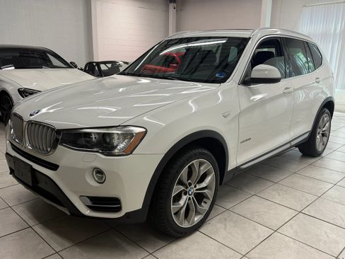 Used 2017 BMW X3 xDrive28i AWD/4WD image 3