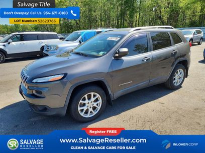 Used 2014 Jeep Cherokee Latitude w/ Comfort/Convenience Group
