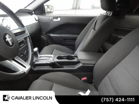 Used 2006 Ford Mustang Coupe RWD image 13