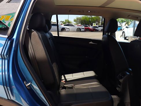 Used 2020 Volkswagen Tiguan SE w/ Panoramic Sunroof Package FWD image 27
