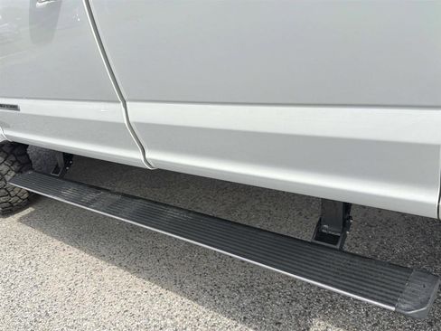 Used 2022 Ford F250 Lariat w/ Lariat Value Package image 12