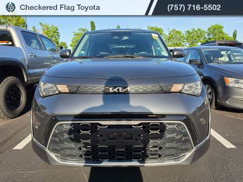 Used 2023 Kia Soul GT-Line FWD image 2