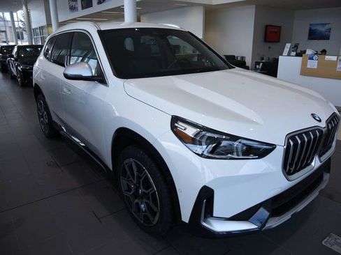 Certified 2023 BMW X1 xDrive28i w/ Convenience Package image 5