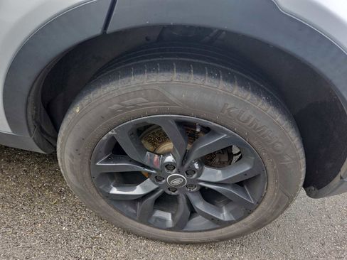Used 2016 Land Rover Discovery Sport HSE AWD/4WD image 6