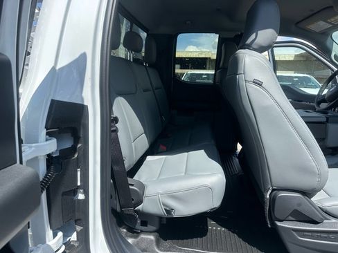 New 2025 Ford F550 4x4 SuperCab Super Duty image 24