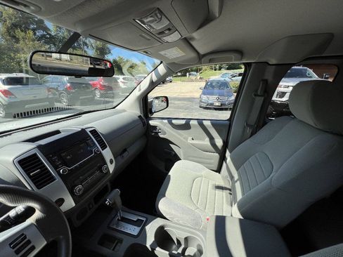 Used 2017 Nissan Frontier S RWD image 19