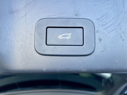 Certified 2024 Land Rover Range Rover Evoque S image 37