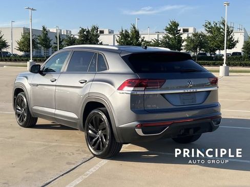 Certified 2023 Volkswagen Atlas Cross Sport SE w/ Black Wheel Package FWD image 11